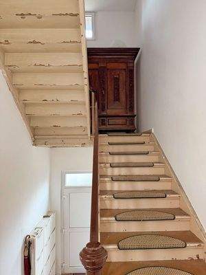 Treppenhaus zum OG