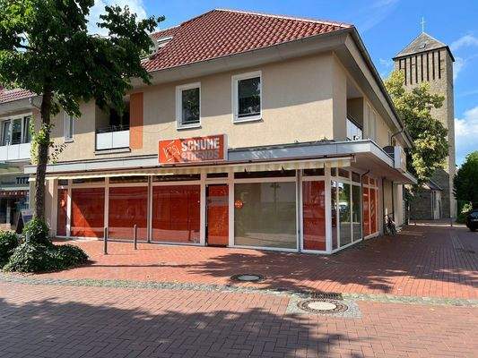 Hauptstraße Ladenfront