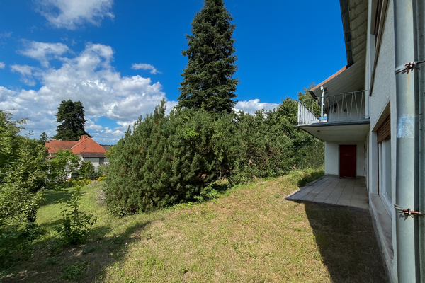 Die große Gartenfläche lässt viele Möglichkeiten für die eigenen Wünsche