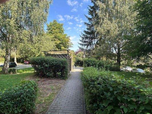 KK24 Außenanlagen.JPG