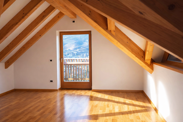 Attikawohnung-Brixen-Bressanone-Penthouse-Hobby-Plose-Skiegebiet-Sciare-Stadt-Città