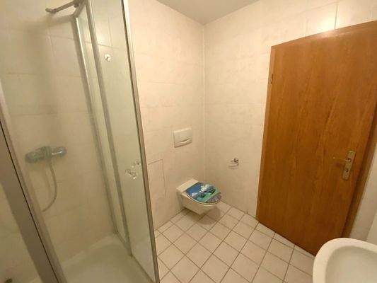 Bad mit Dusche