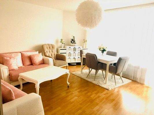 Wohnzimmer 4.OG rechts