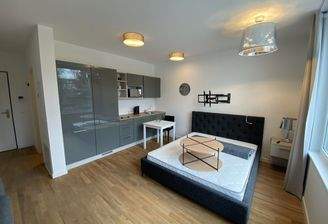 Schlafen/ Wohnen/ Küche