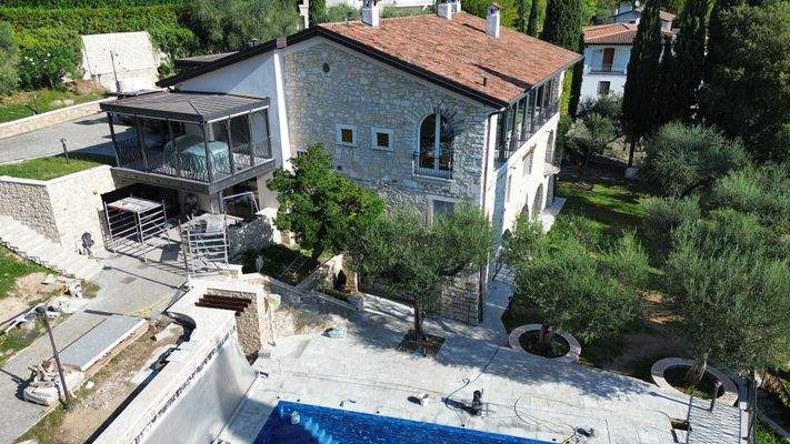 dji_fly_20250919_102752_112_1758270513166_photo_op