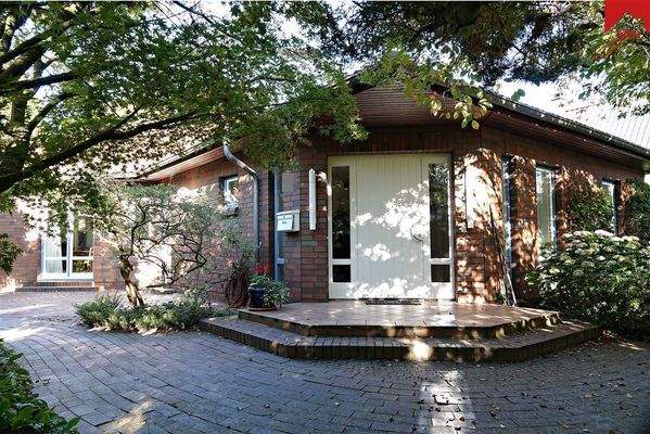 Zentraler Bungalow mitten im Grünen