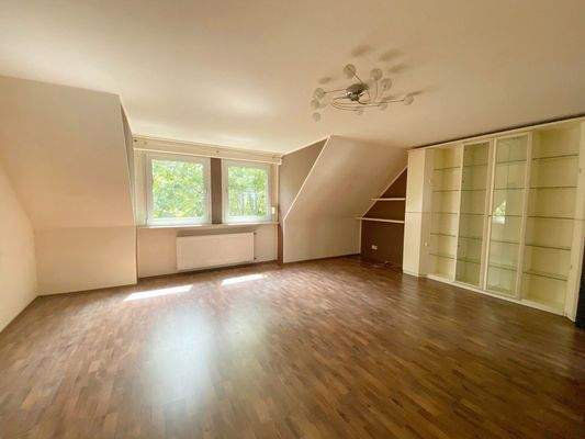 Wohnzimmer Wohnung DG