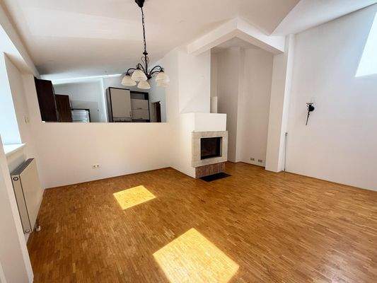 Wohnzimmer mit Kamin