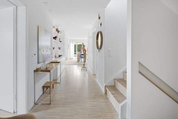 Eingangsbereich mit Blick in den Wohnraum