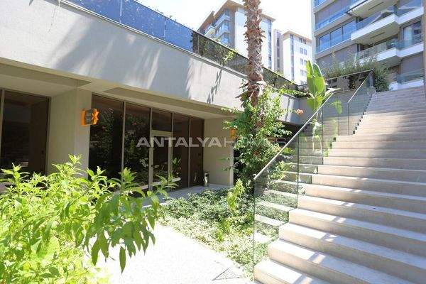 Furnished Apartment in a Featured Complex in Konyaalti Antalya