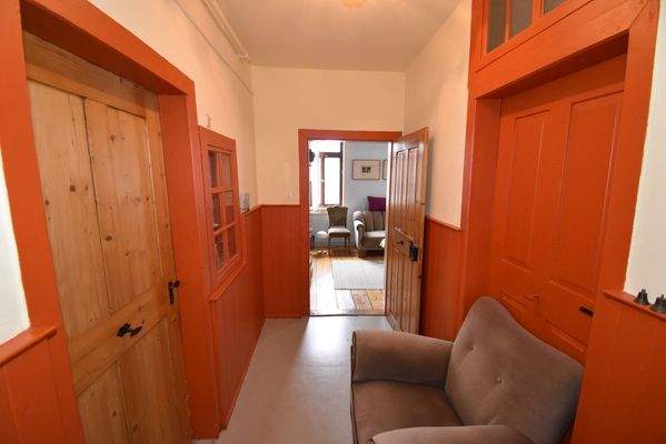 23 Flur Wohnung OG.JPG