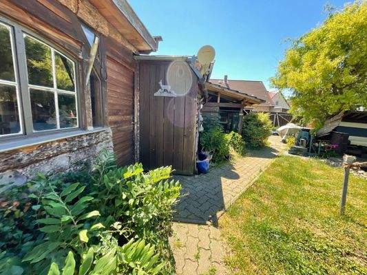 004020156800_302_259_10122022212019957