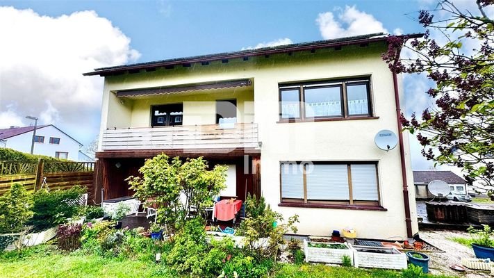 Rückansicht / Terrasse EG WE1