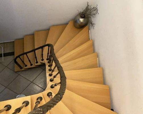 Treppenaufgang in das Dachgeschoss