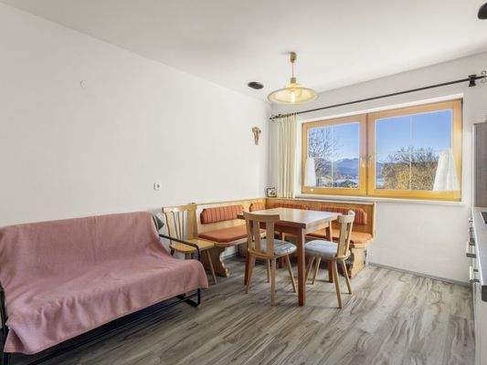 Schönes 260m² Mehrfamilienwohnhaus mit 4 Wohnungen am Weißensee mit Seeblick und Seenähe in TOPLAGE - auch Teilbar!