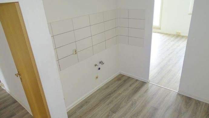 600_48405c4f066f45598f1a7b62f8