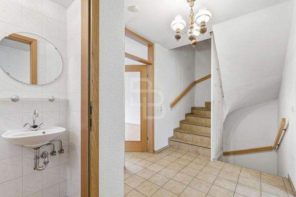 Heller Eingangsbereich 