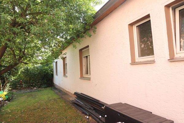 seitl. Ansicht Bungalow