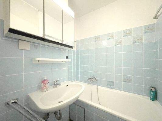 Wannenbad im Obergeschoss