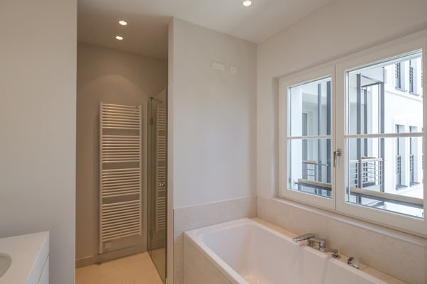 BAD-EN-SUITE