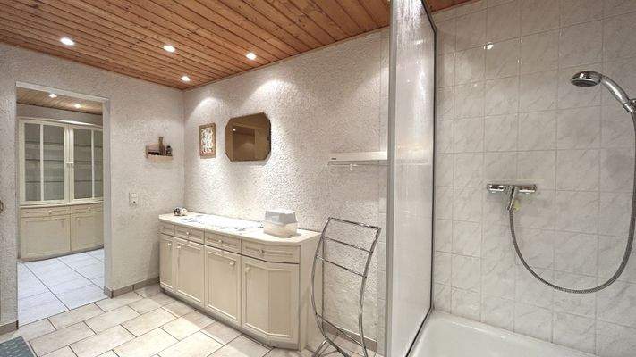 großzügiger Wellnessbereich