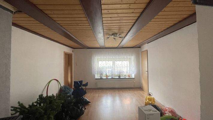 Wohnzimmer/ EG links