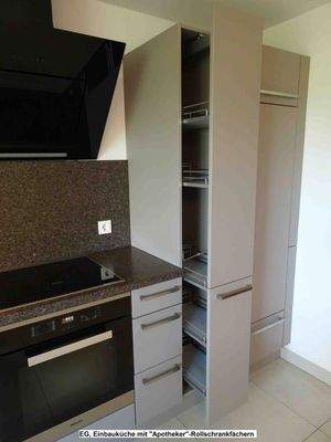 EG Küche, Detail/ Rollschrank