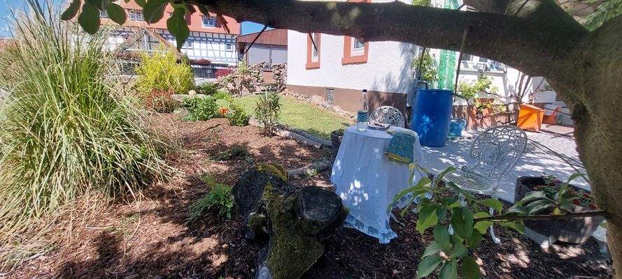 Garten zur Straße 