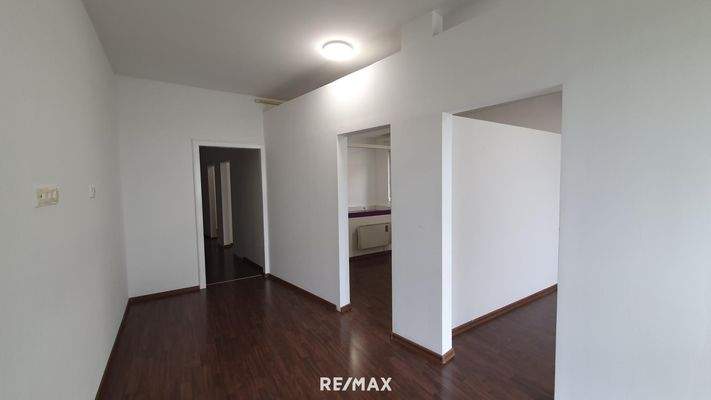 6. Geschäftslokal Parndorf