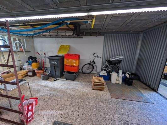 Eingangsraum-Garage-Keller