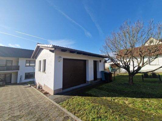 Garage mit Abstellraum