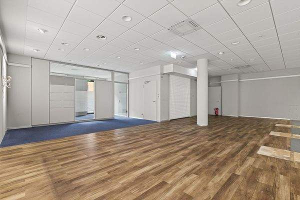 Schalterhalle / offener Bereich