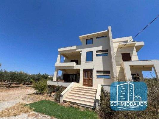 Kreta, Kapariana: Freistehendes Haus mit großem Garten am Ortsrand bei Mires