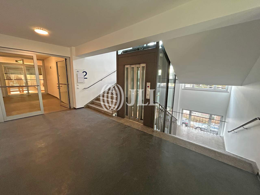 Treppenhaus - JLL