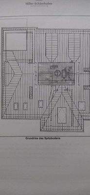 Stauraum im Dachboden.jpg