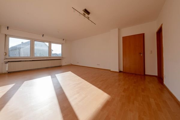 1.OG li. Wohnzimmer 