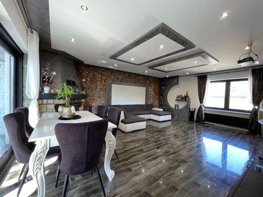 07bbb_WoZi-vTisch3 Large.jpeg