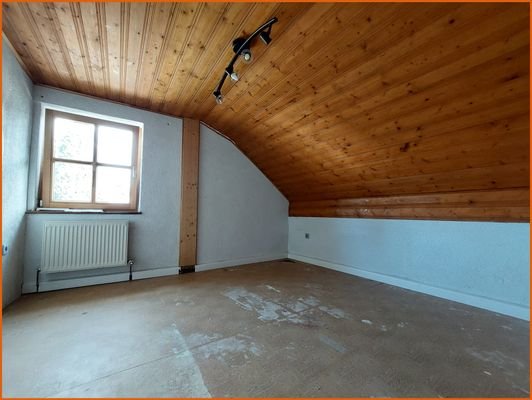 Zimmer 1 OG