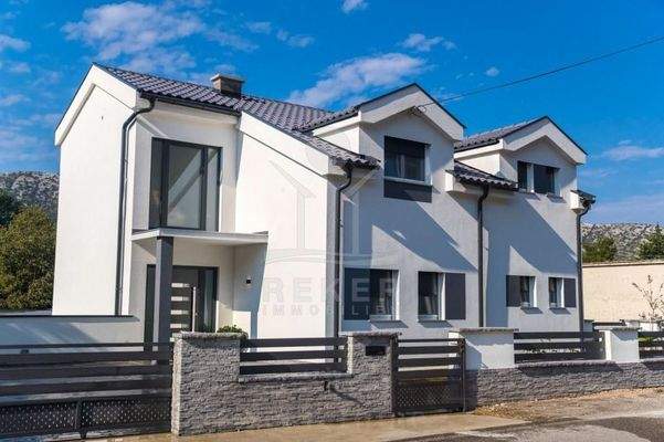 Drei Stockwerke voller Glückseligkeit