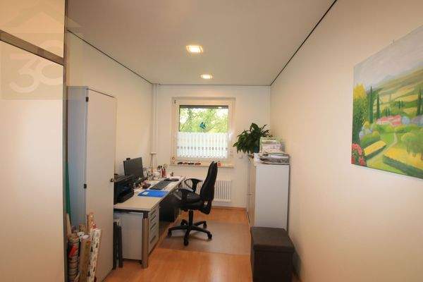 Arbeits-/Kinderzimmer