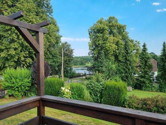 ... und Blick zum See