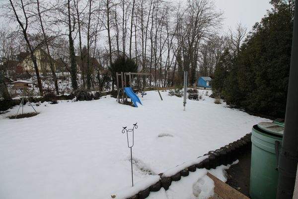 großer, rückwärtiger Garten.JPG