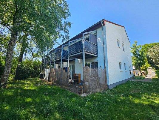 5255 - Nordostseite mit Grundstück