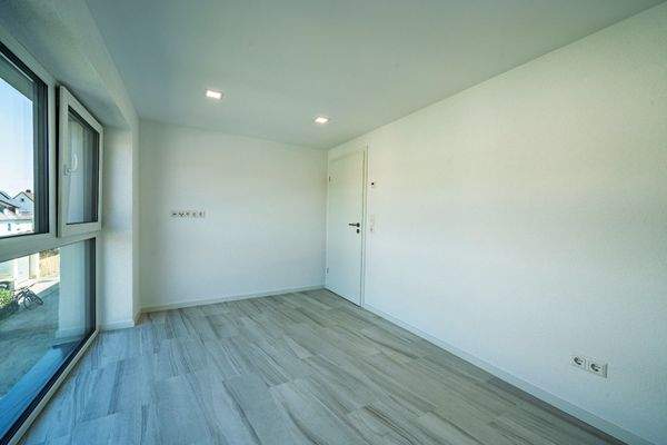 Kinderzimmer / Büro / etc.