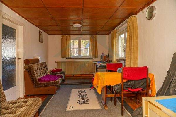 Durchgangszimmer, Büro