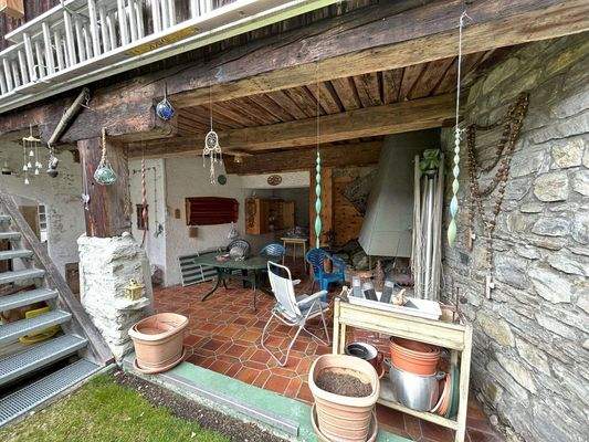 Überdachter Freibereich 01