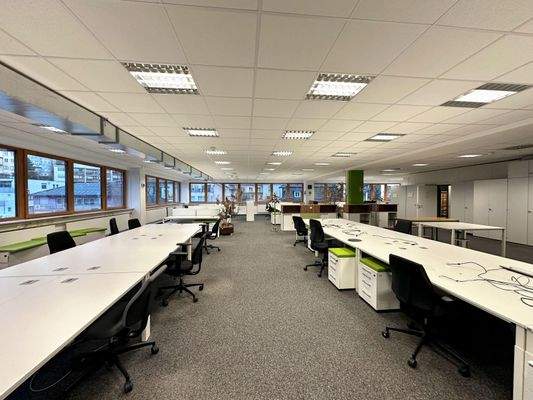 Muster Großraumbüro E4