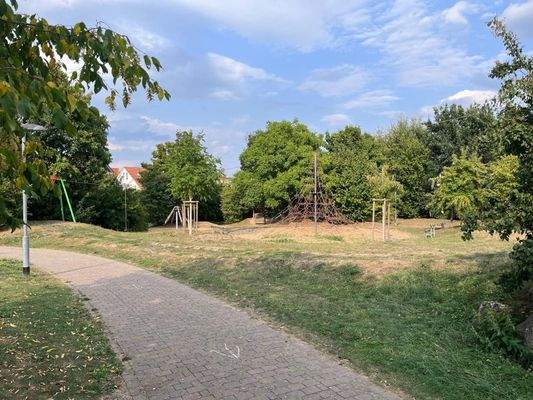 Parkanlage "Im Sichler" (ca. 5 Gehminuten entfernt)
