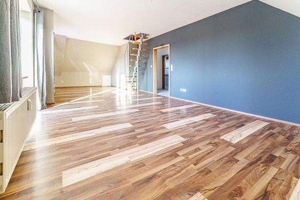 Wohnzimmer ,Teilung in 2 Räume möglich