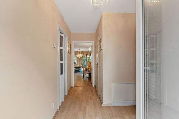 Vom Eingang aus direkt in den herrlichen .....